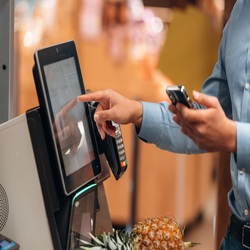 Comment optimiser une caisse enregistreuse connectée ? 