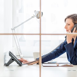 Location d’un standard téléphonique : quels avantages ? 