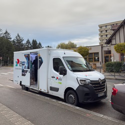Quelle est la charge utile du Renault Trafic selon le modèle ? 